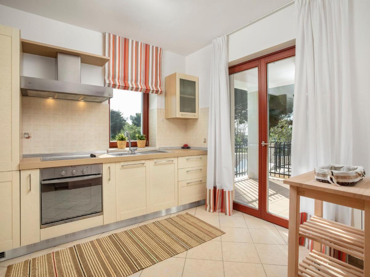 Holiday Home Villa Beach Front By Interhome Savudrija Eksteriør billede